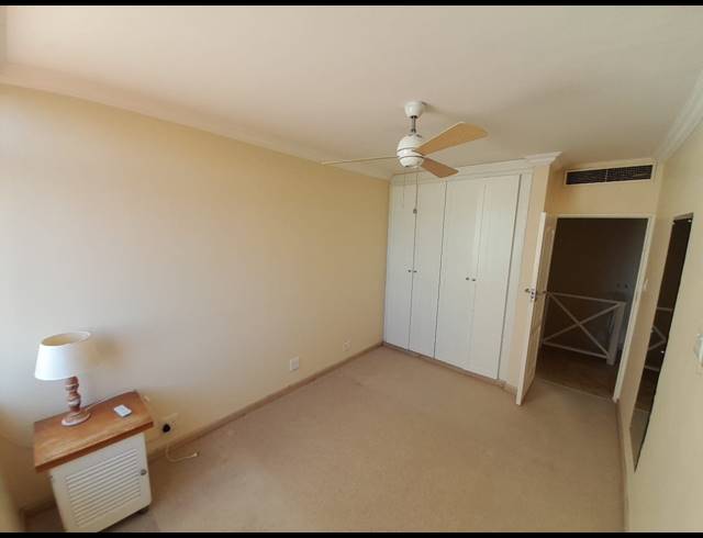 4 BEDROOM APARTMENT FOR SALE IN UMHLANGA CENTRAL